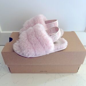 UGG Fluff Yeah Pink Slippers